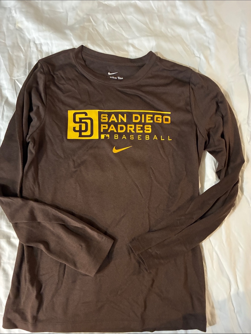 Nike youth M Brown Long Sleeve Tee San Diego Padres